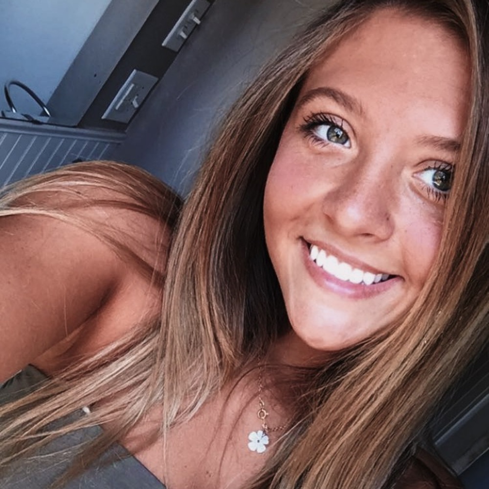 Meet your Posher, Isabel